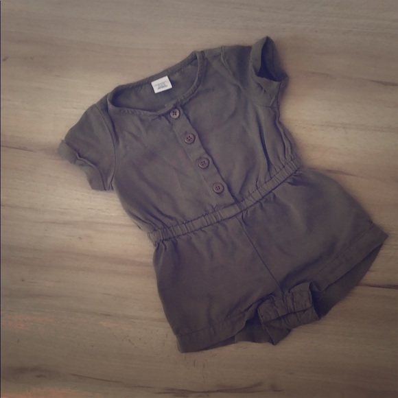 Shorts romper - Picture 1 of 5